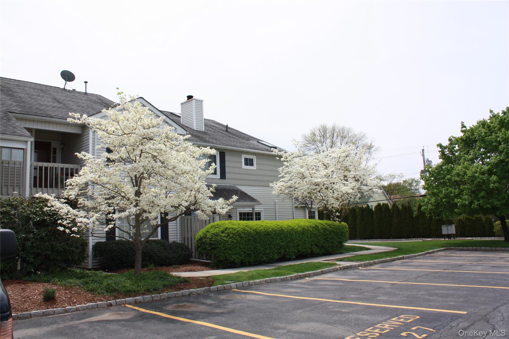 21 Magnolia Lane, Warwick, NY 10990