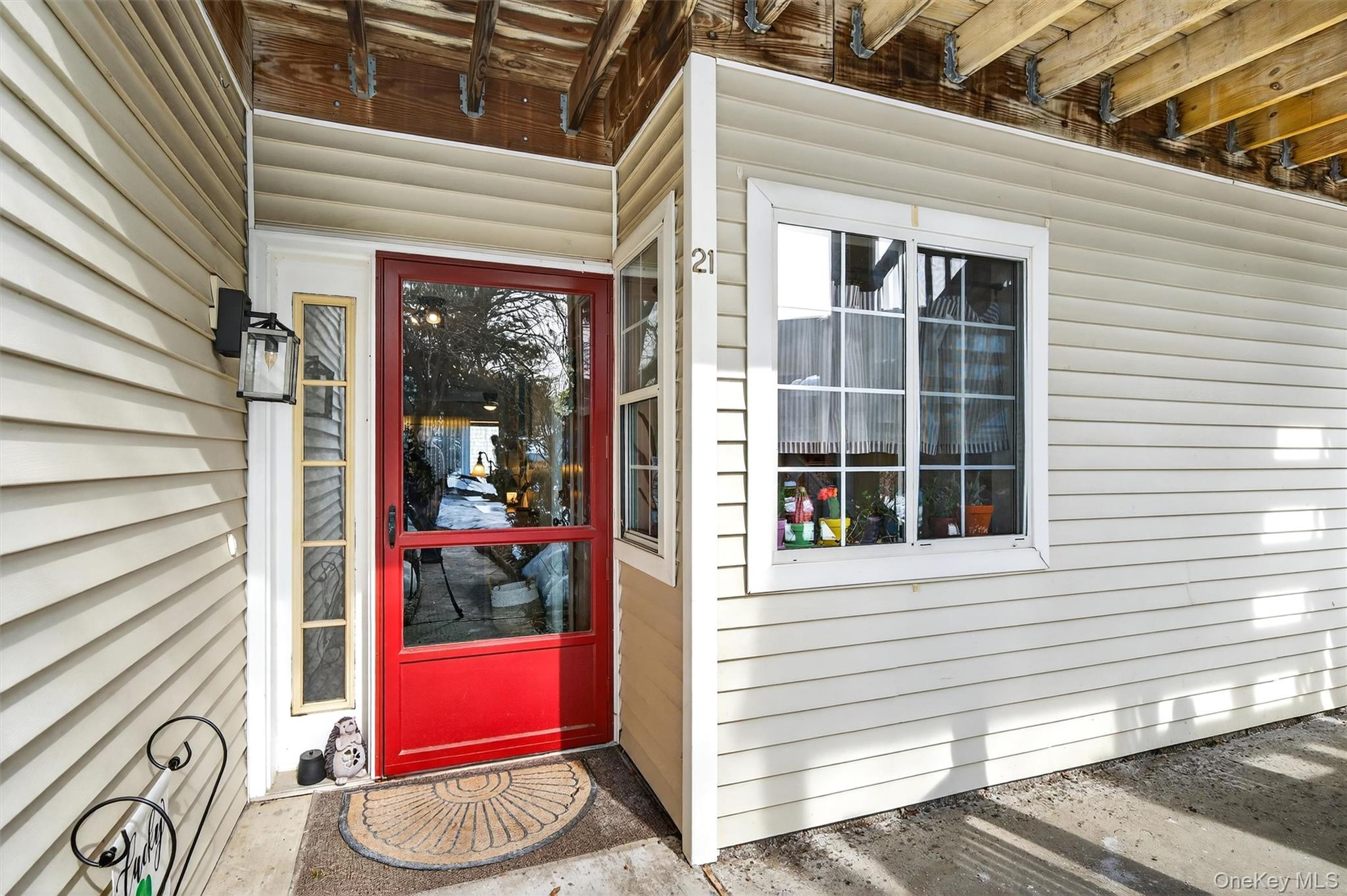 21 Magnolia Lane, Warwick, NY 10990