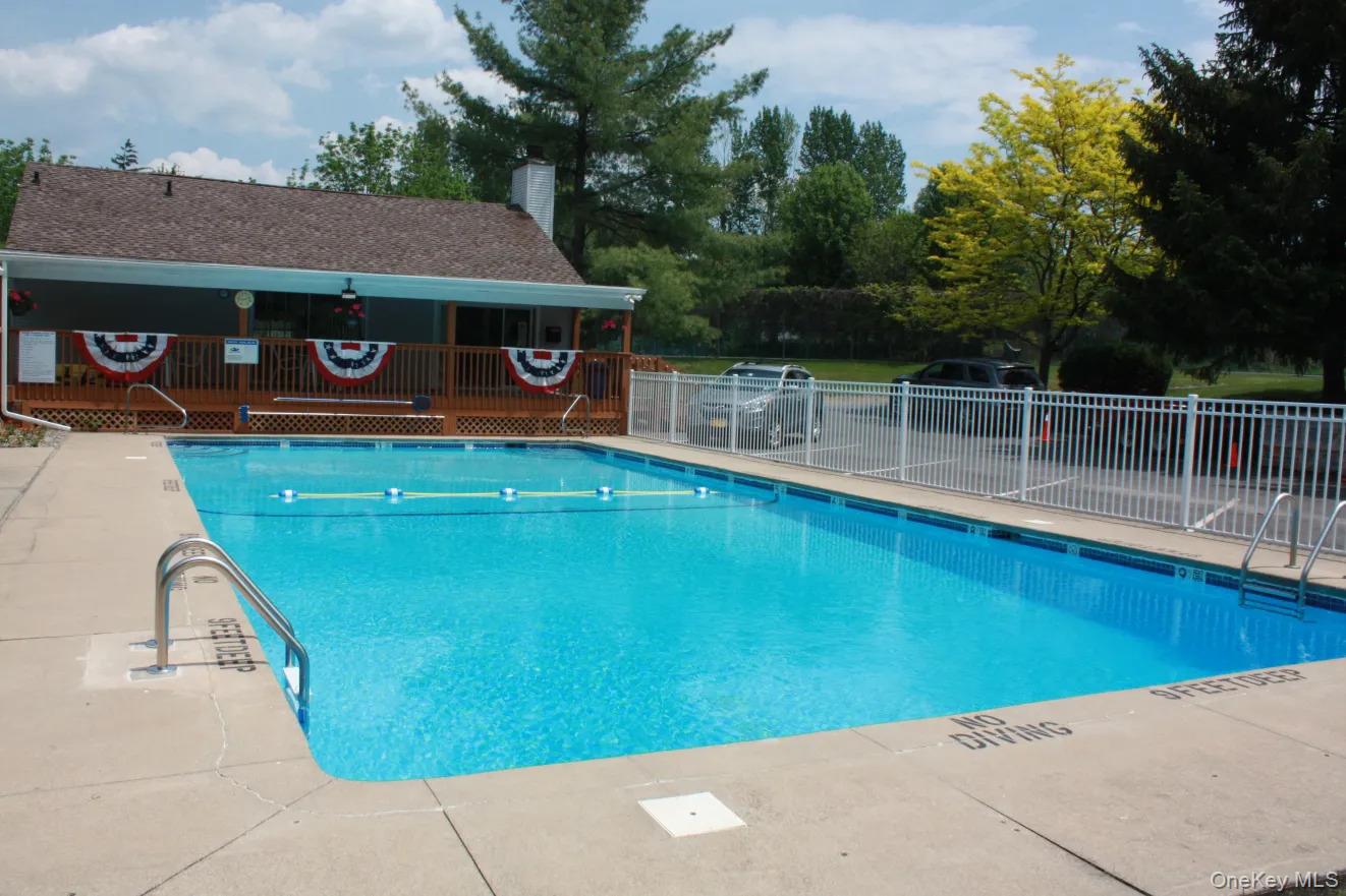 21 Magnolia Lane, Warwick, NY 10990