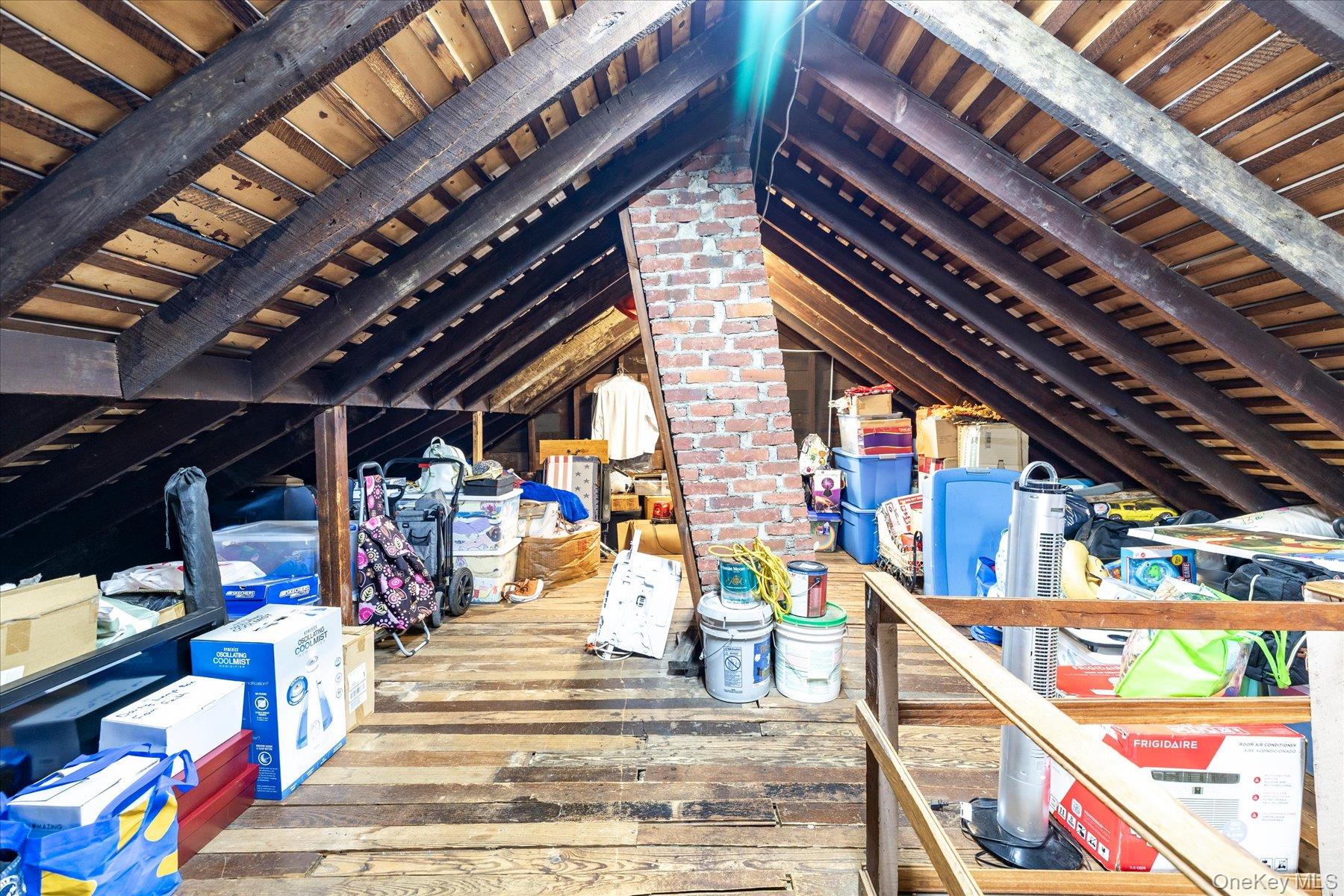 36 Hudson Avenue, Valley Stream, NY 11580