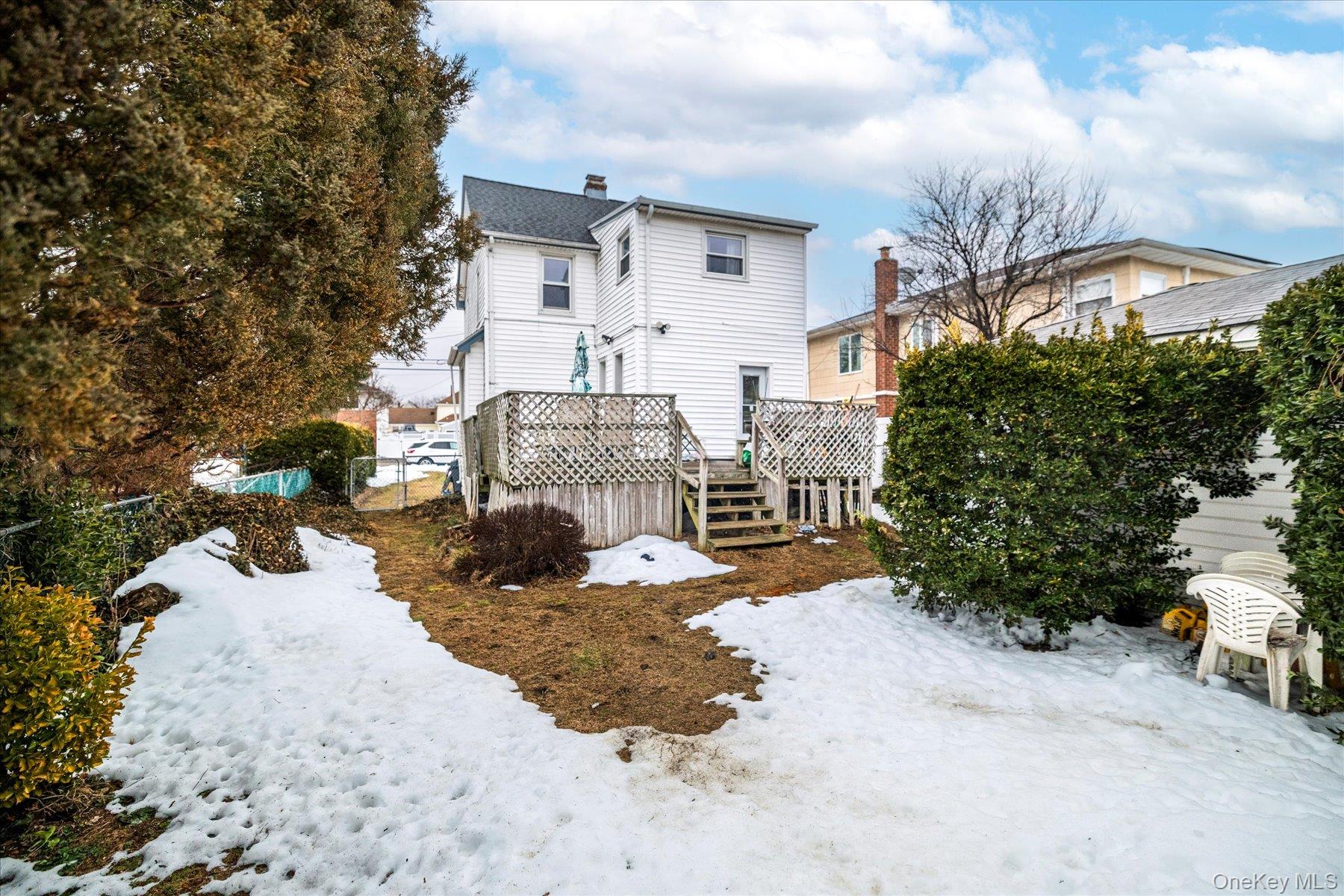 36 Hudson Avenue, Valley Stream, NY 11580