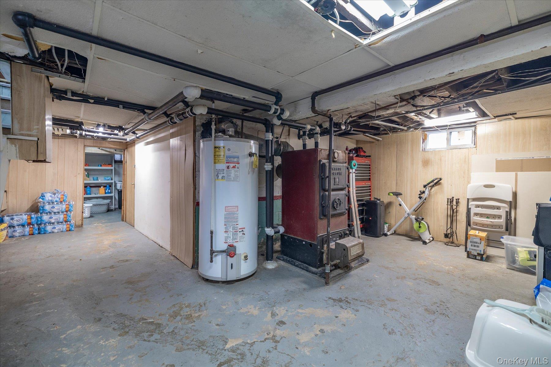 36 Hudson Avenue, Valley Stream, NY 11580