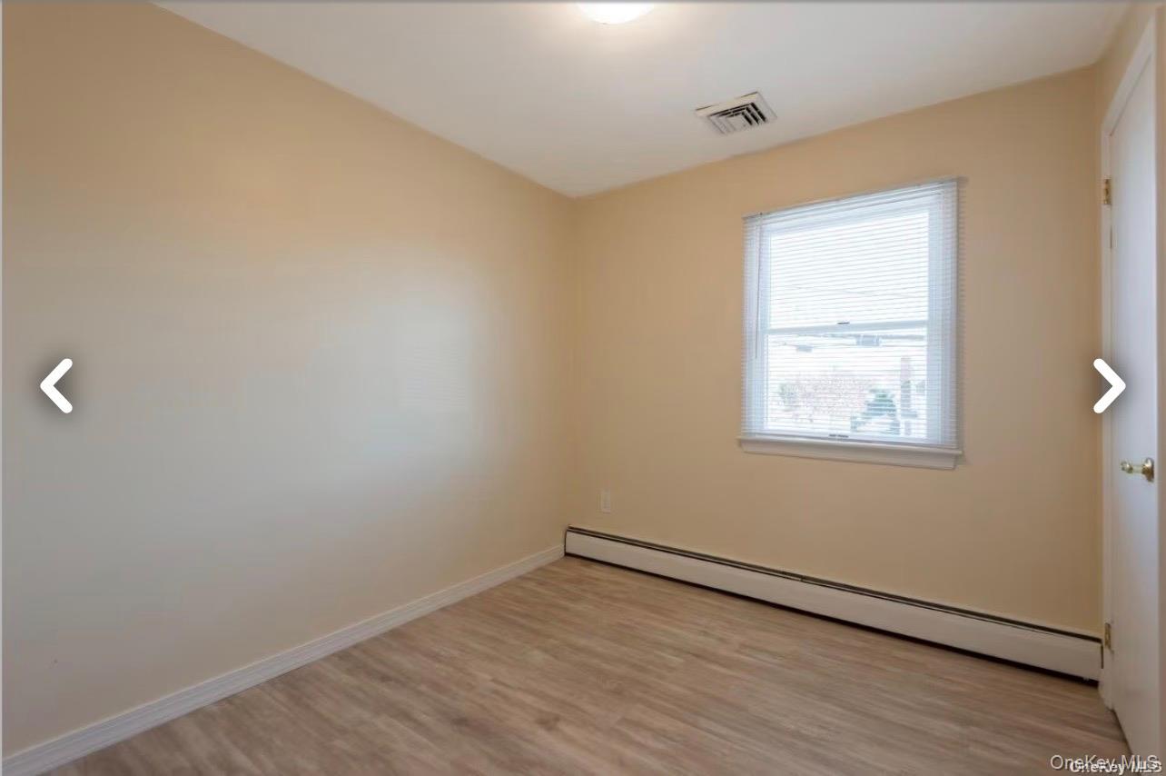 171 Roslyn Road, Mineola, NY 11501