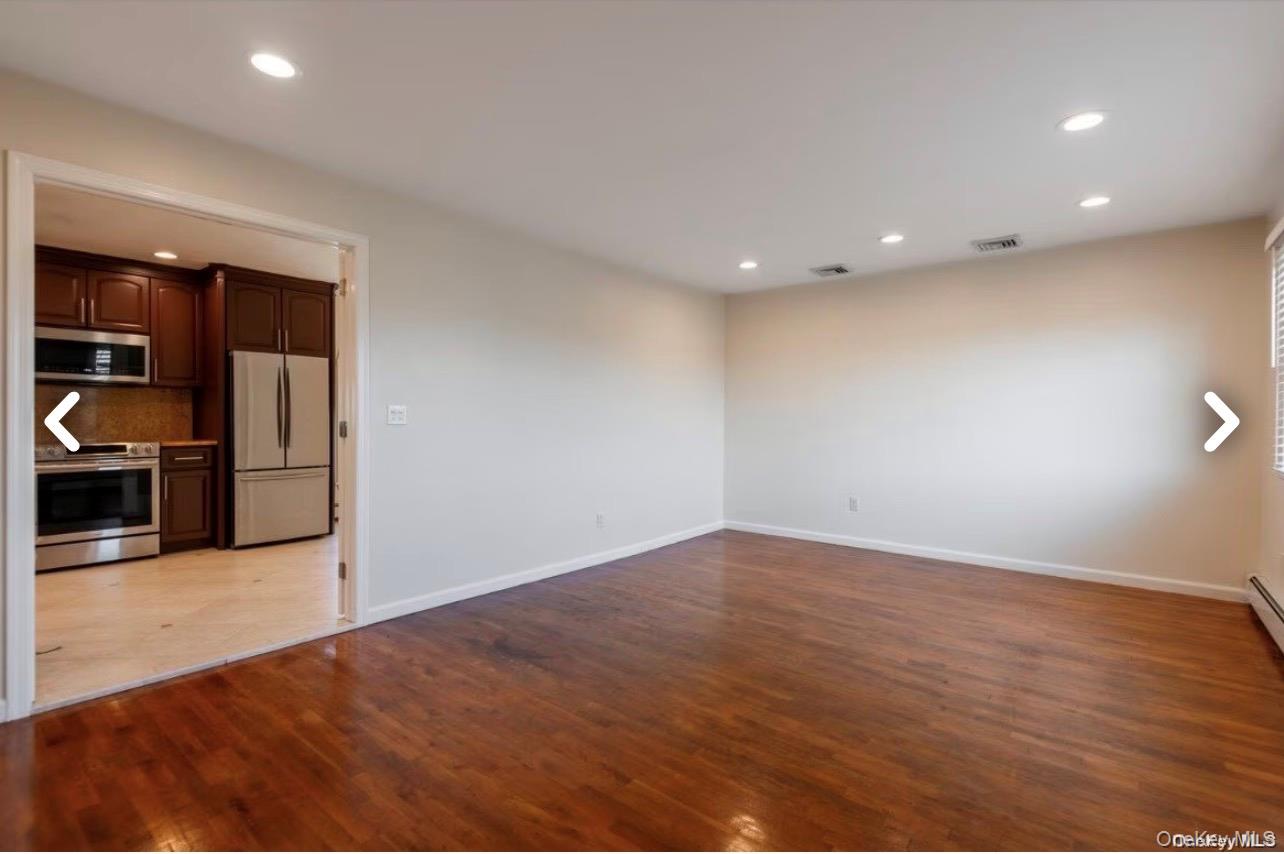 171 Roslyn Road, Mineola, NY 11501