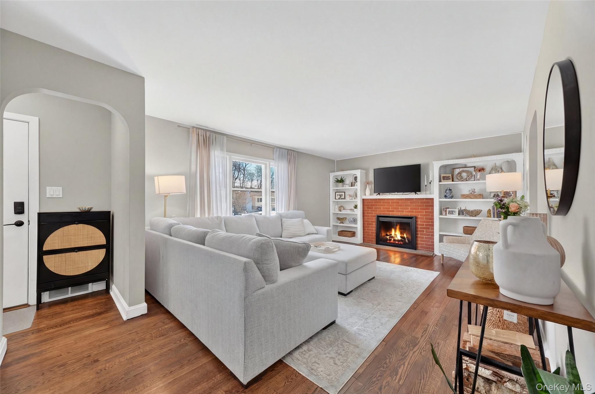 15 Laffin Lane, Poughkeepsie, NY 12603