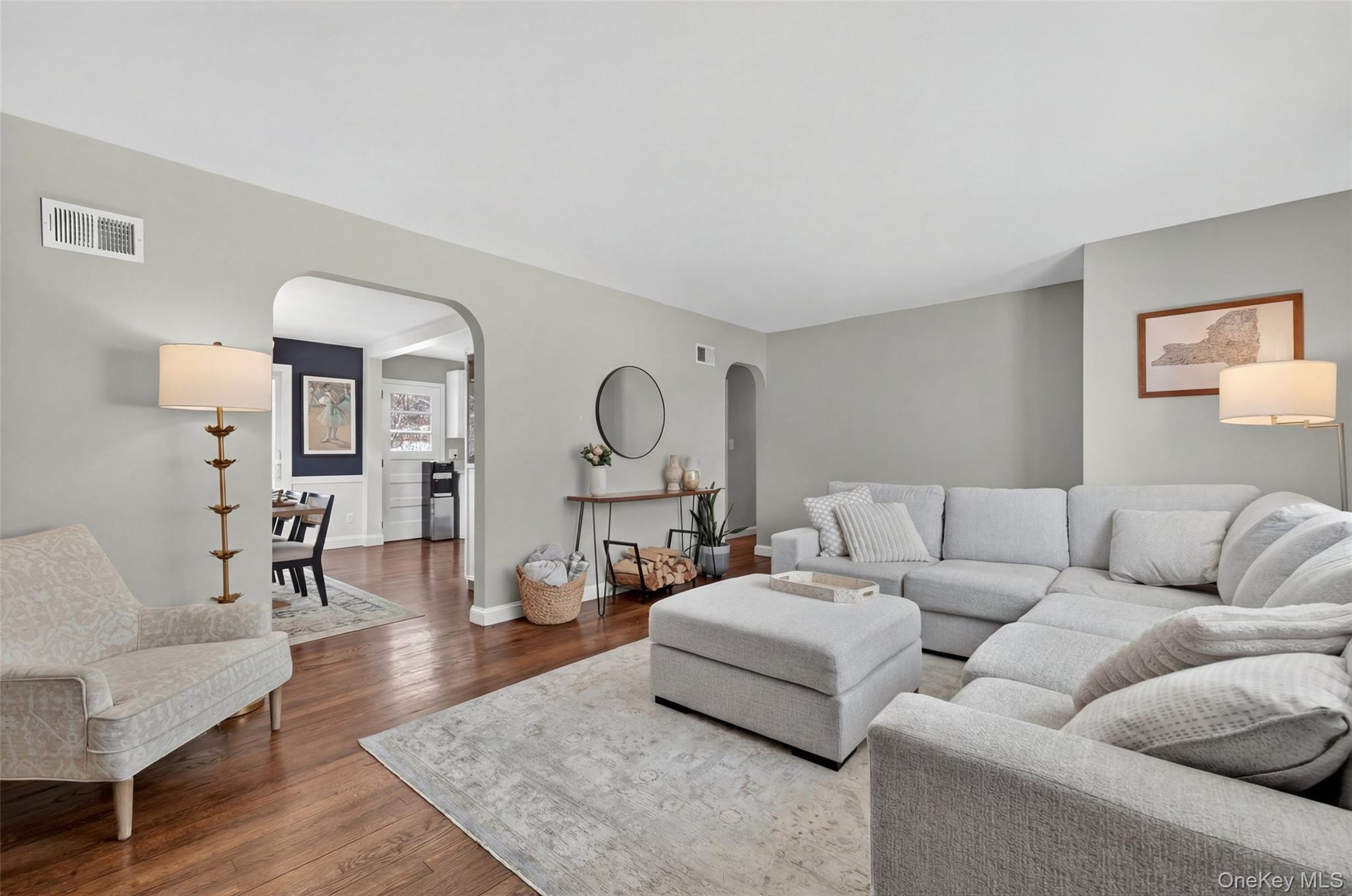 15 Laffin Lane, Poughkeepsie, NY 12603