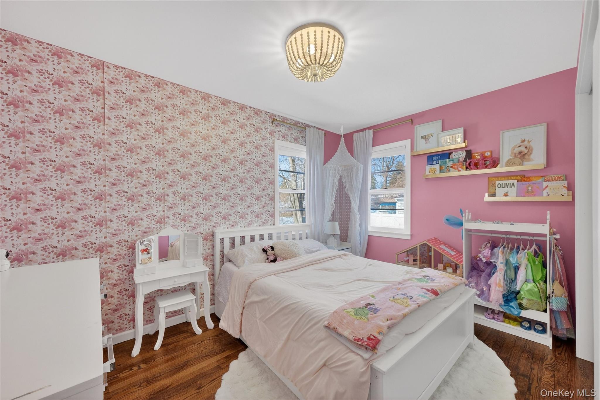 15 Laffin Lane, Poughkeepsie, NY 12603