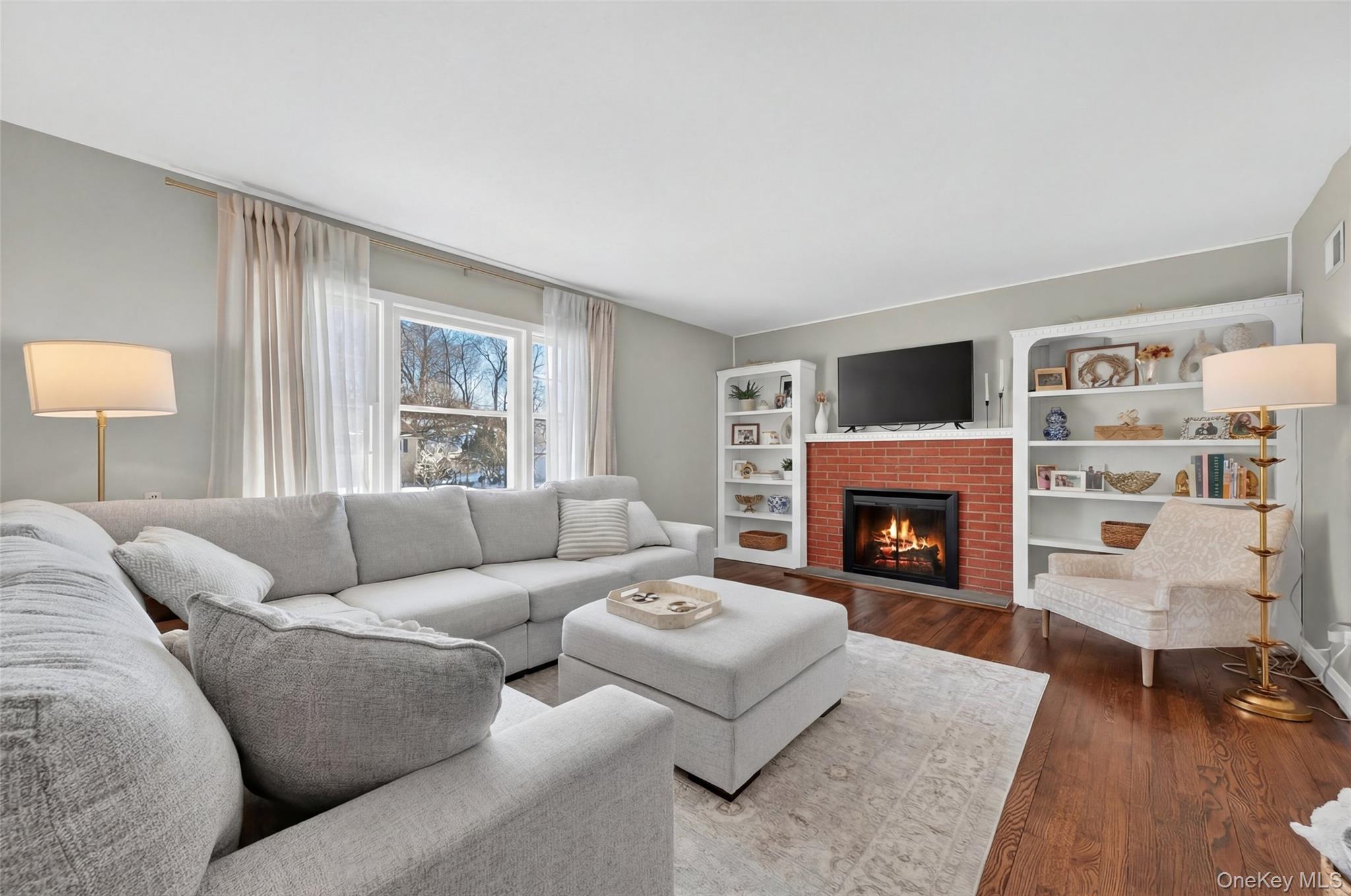 15 Laffin Lane, Poughkeepsie, NY 12603