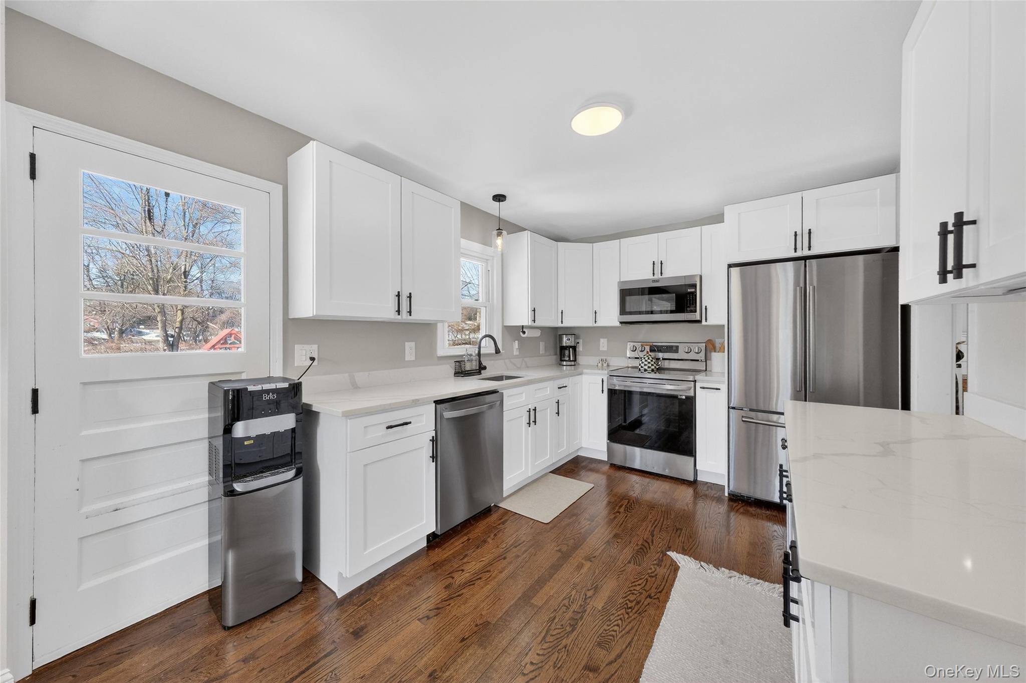 15 Laffin Lane, Poughkeepsie, NY 12603