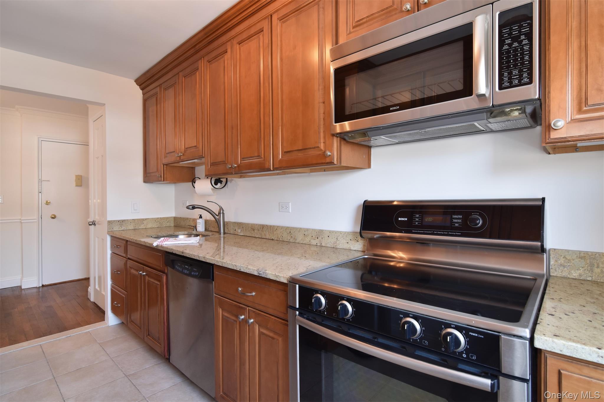 140 N Broadway # R-4, Irvington, NY 10533