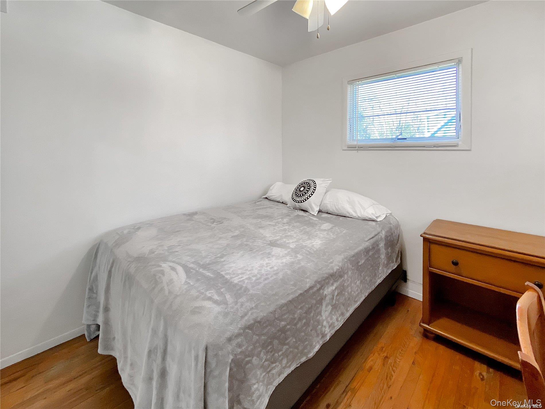 18 Old Riverhead Road, Hampton Bays, NY 11946