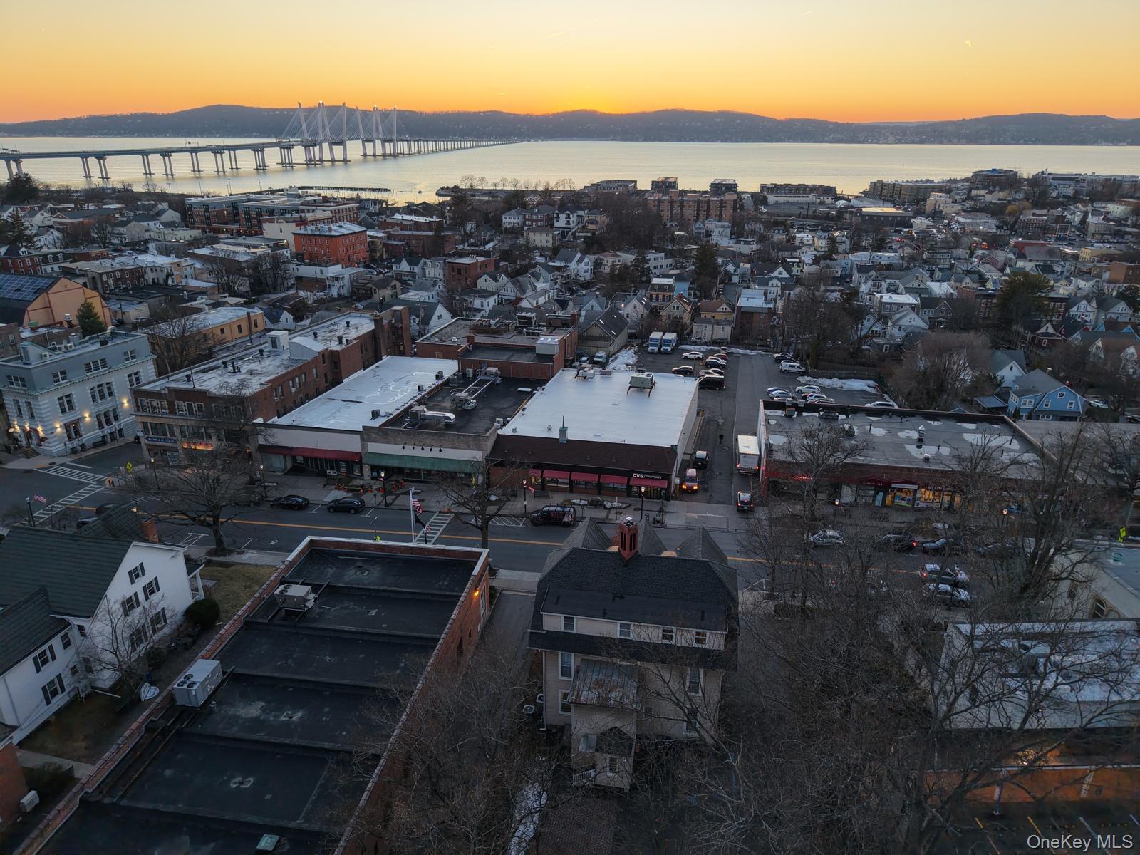 54 N Broadway, Tarrytown, NY 10591