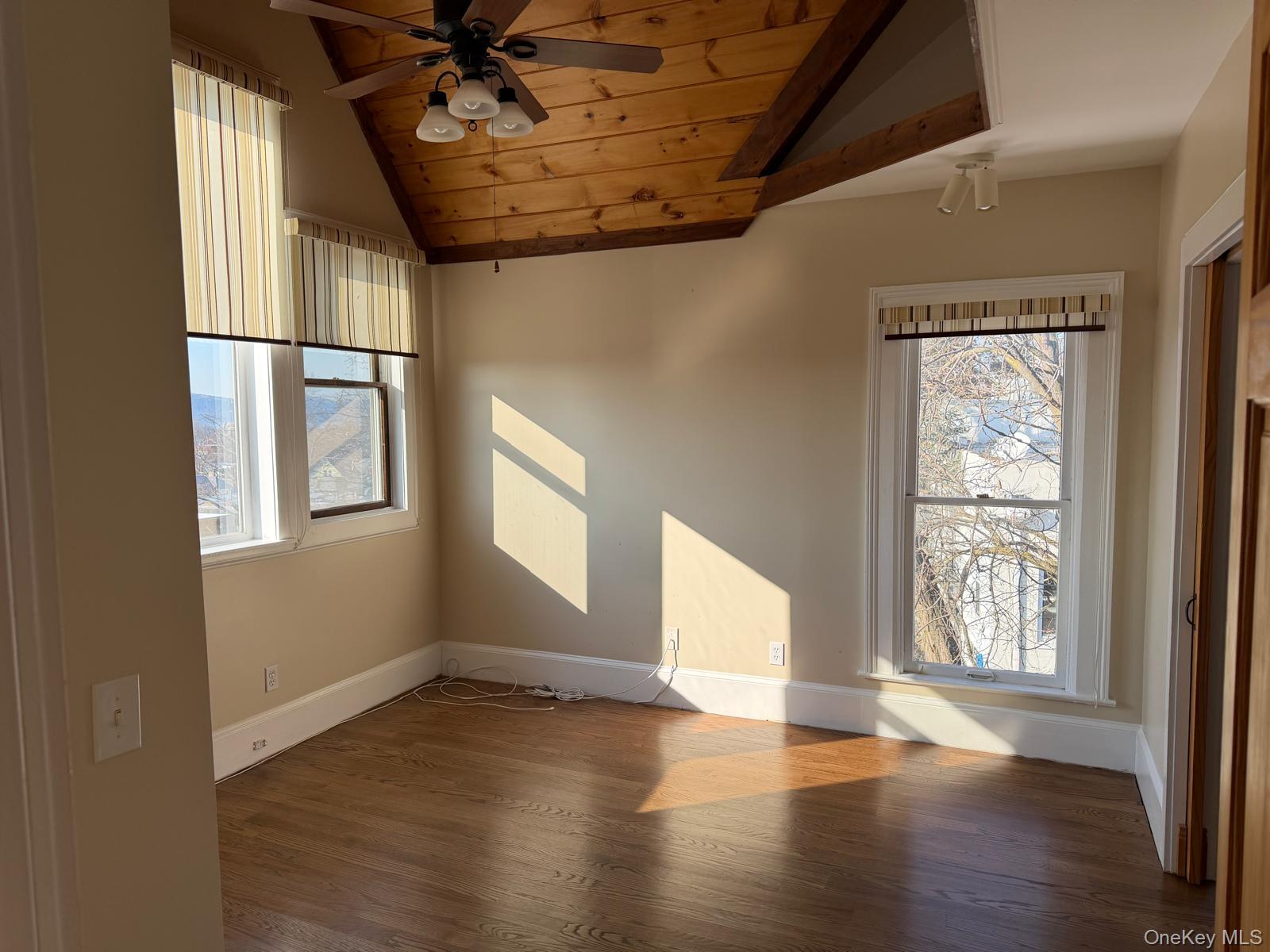 54 N Broadway, Tarrytown, NY 10591