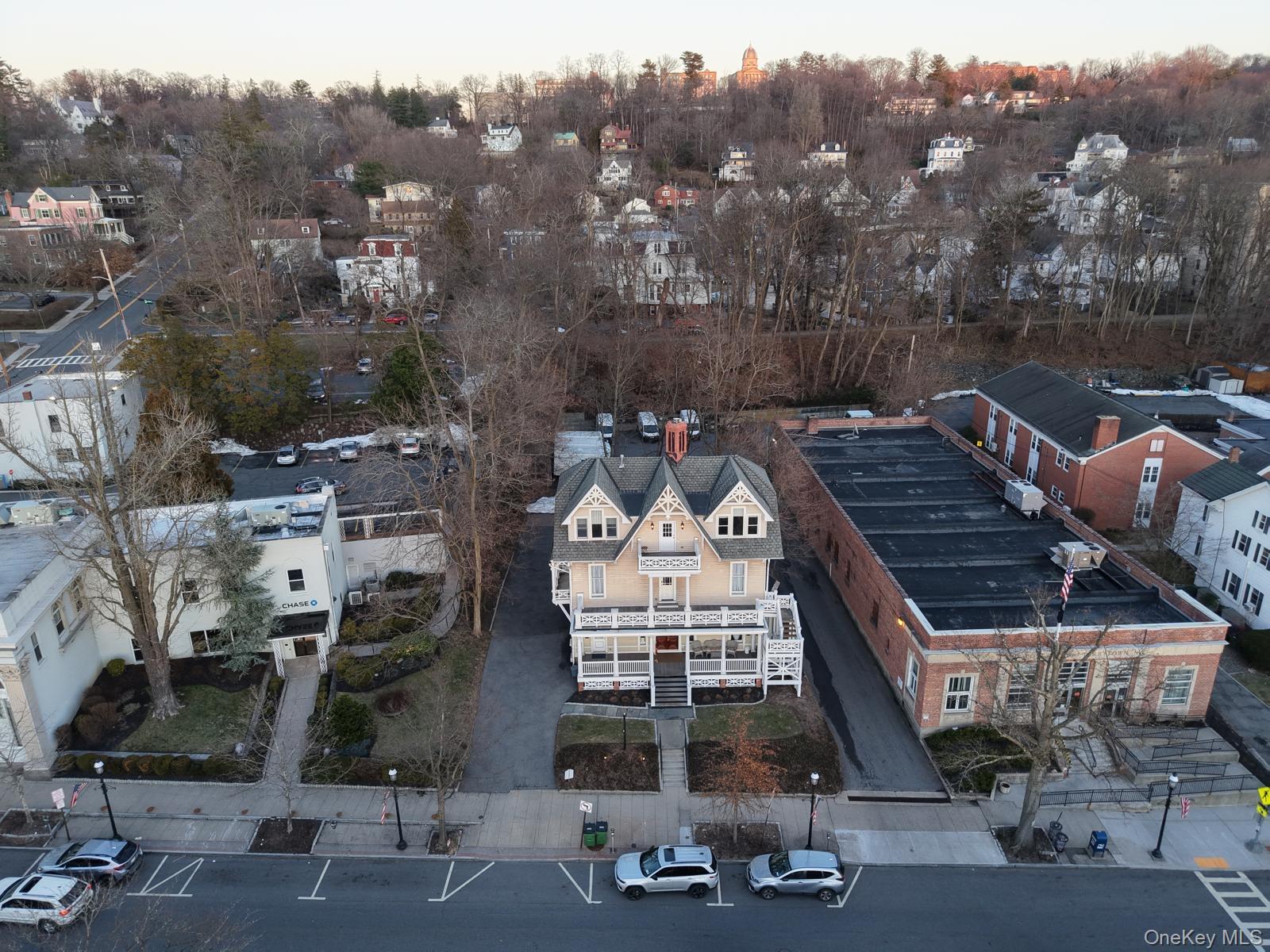 54 N Broadway, Tarrytown, NY 10591