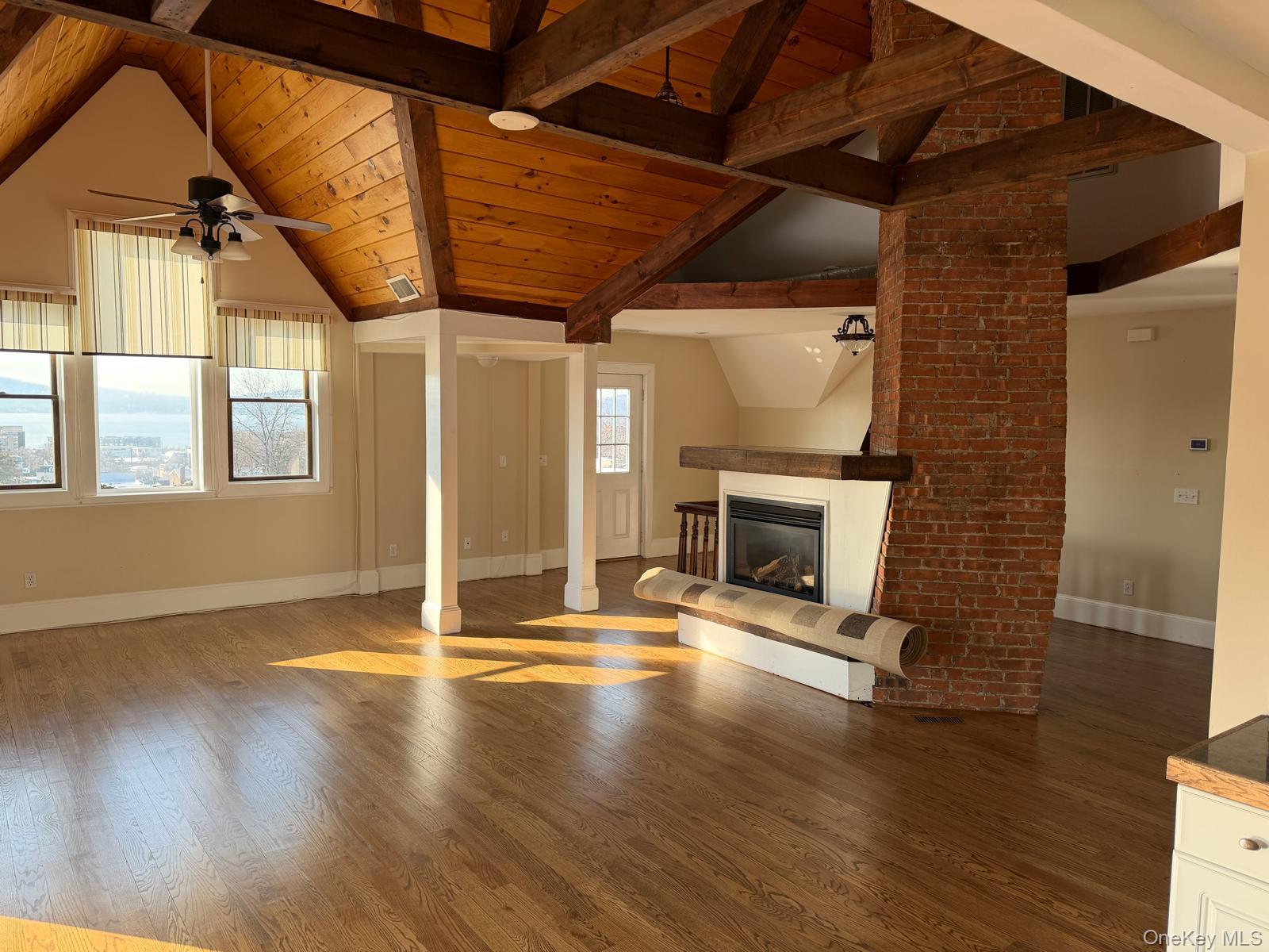 54 N Broadway, Tarrytown, NY 10591