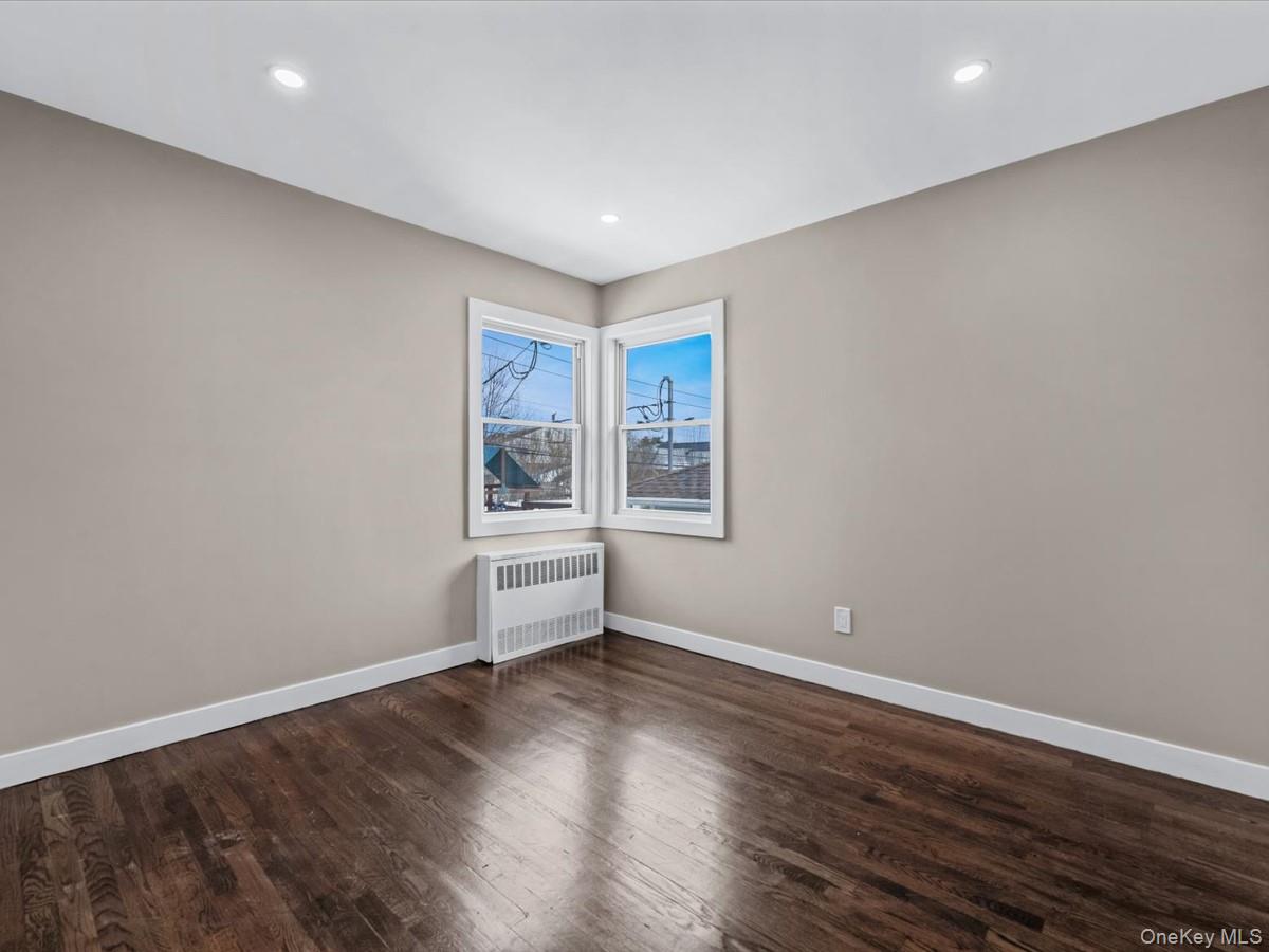 4057 Eve Drive, Seaford, NY 11783