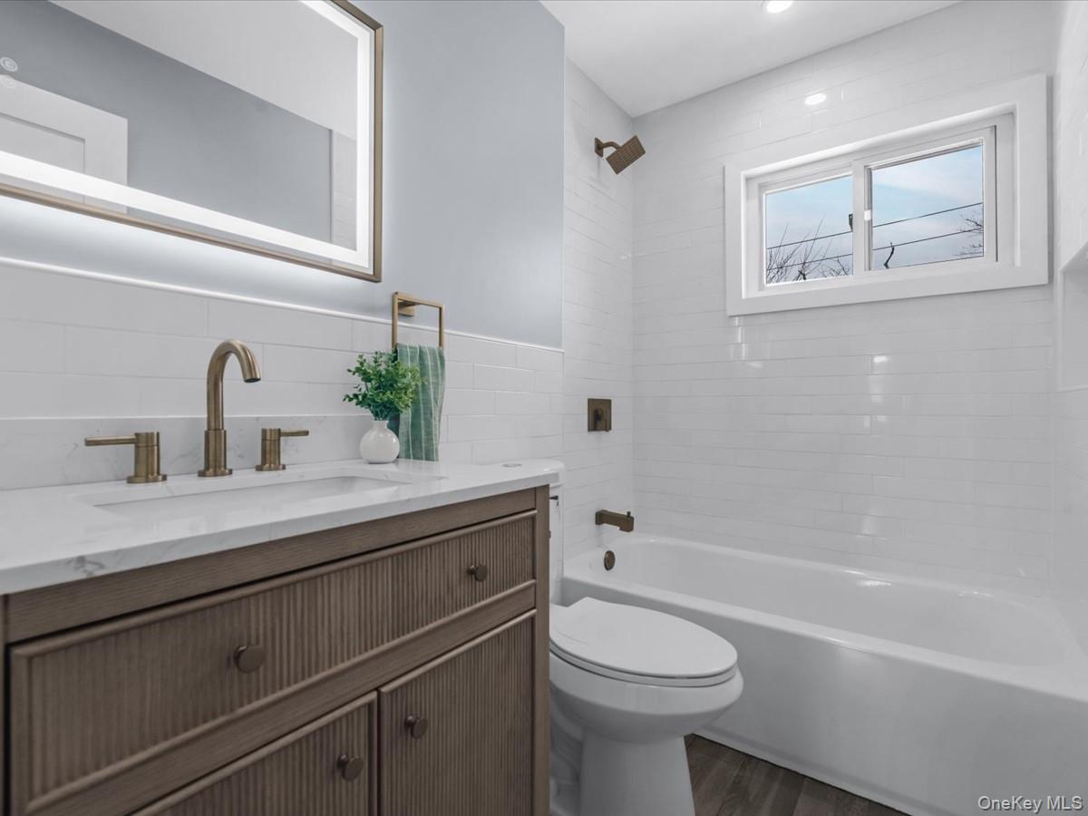 4057 Eve Drive, Seaford, NY 11783