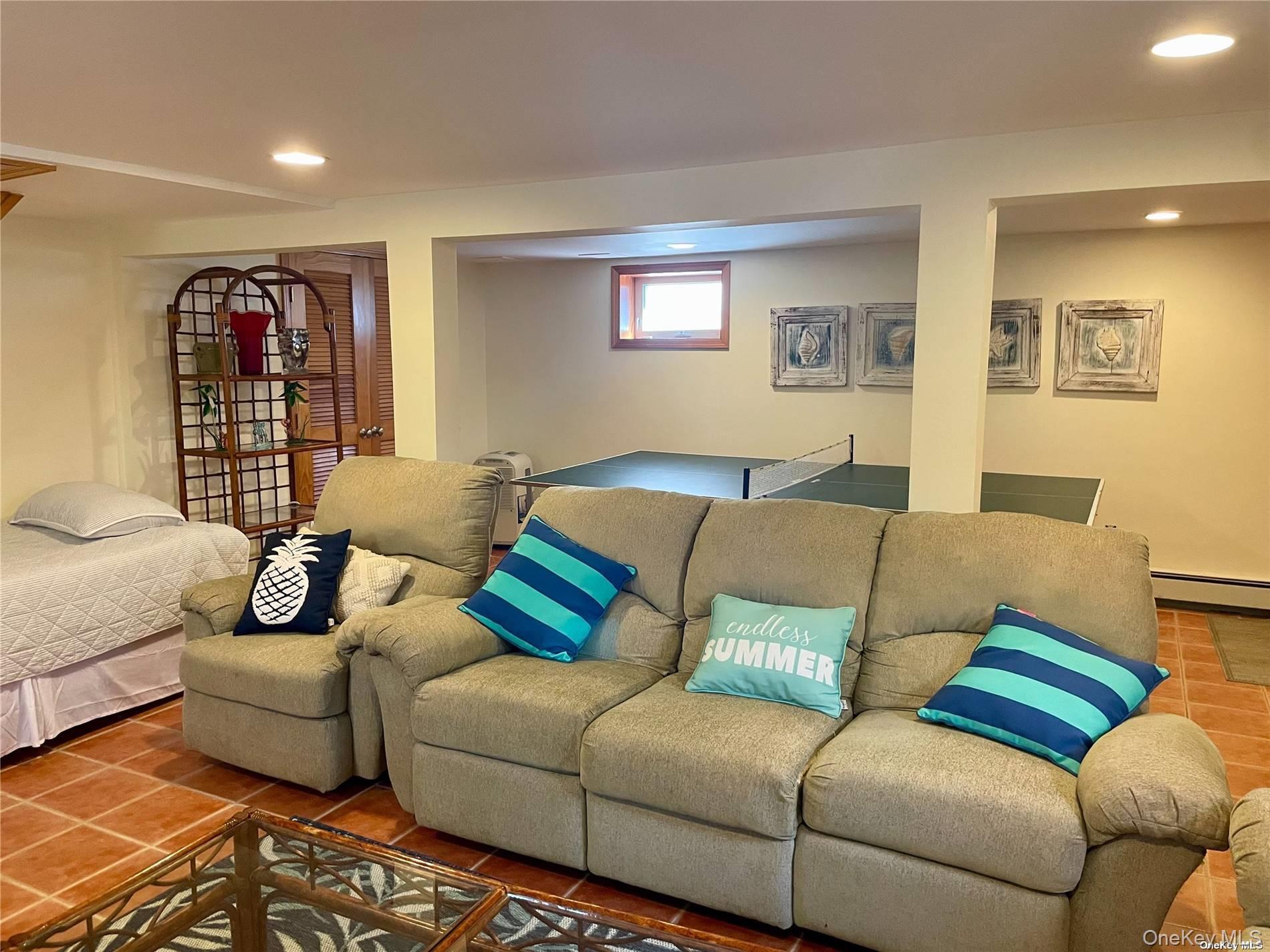 89 Lynbrook, Point Lookout, NY 11569