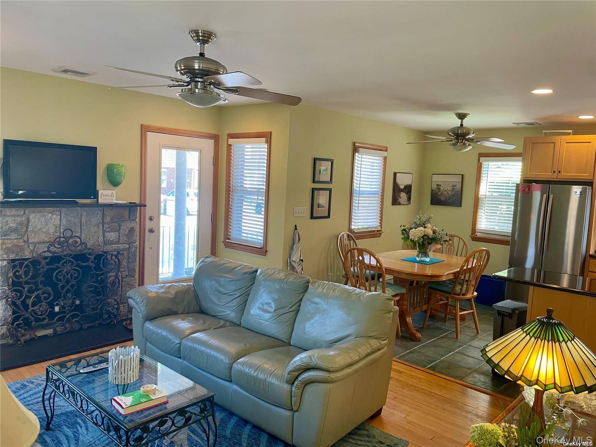 89 Lynbrook, Point Lookout, NY 11569