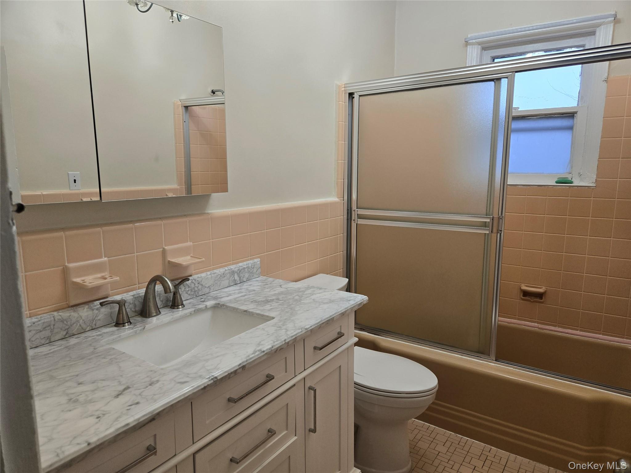 92 Wavecrest Street, Valley Stream, NY 11581