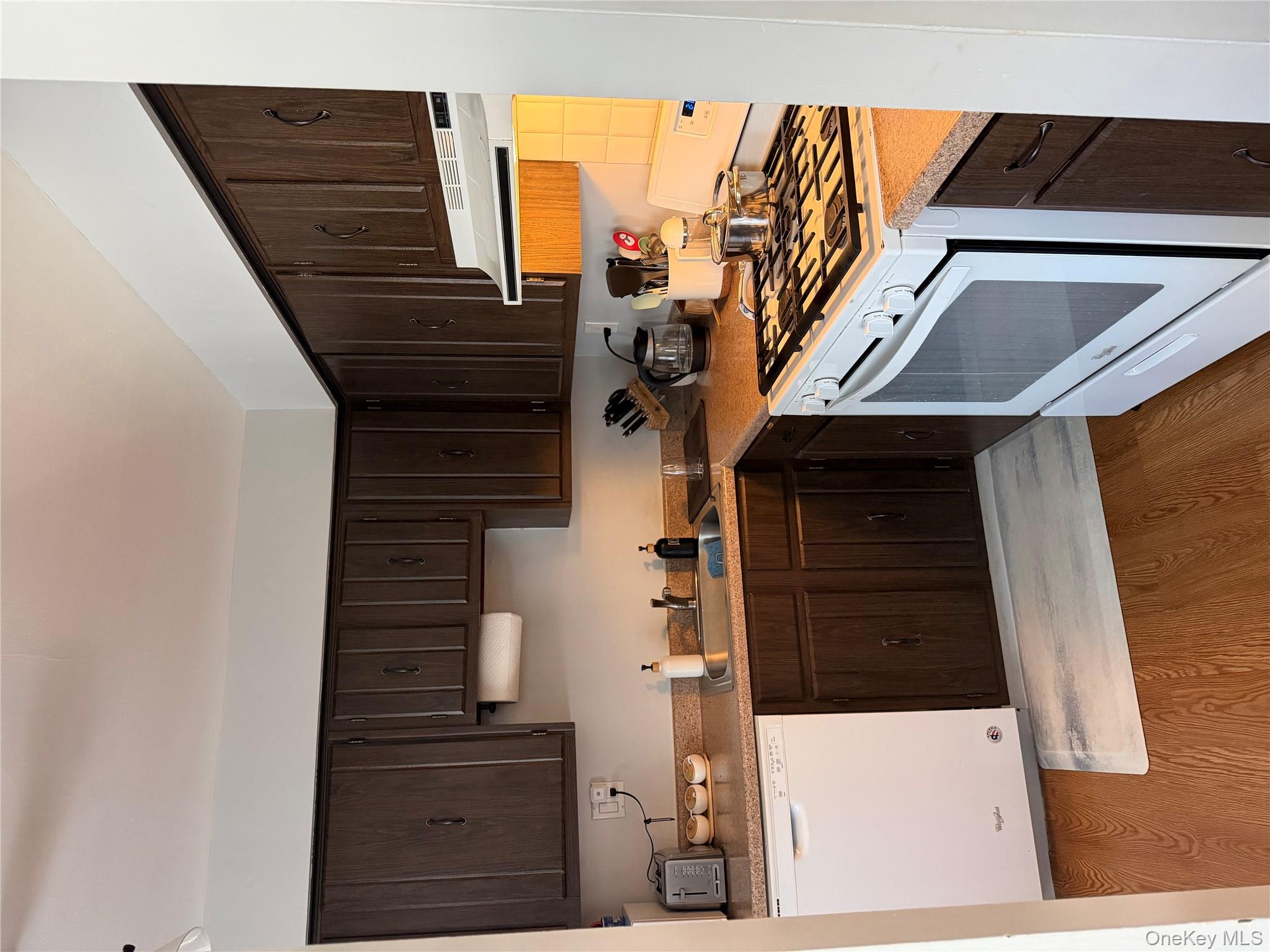 68 Bon Aire Circle # P 10, Suffern, NY 10901