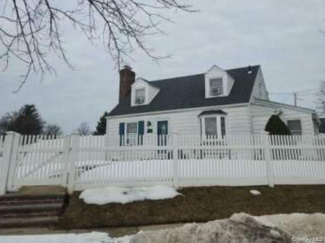 281 Anchor Way, Uniondale, NY 11553