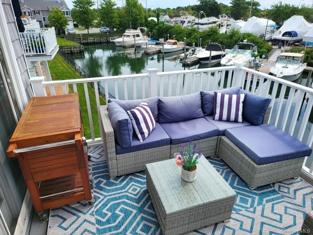 54 Ocean Watch Court, Freeport, NY 11520