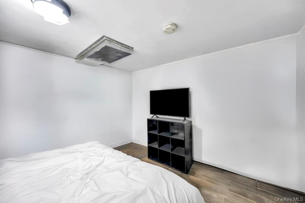 13 Crystal Street, Elmont, NY 11003