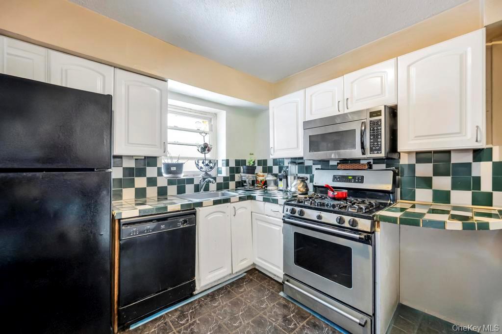 13 Crystal Street, Elmont, NY 11003