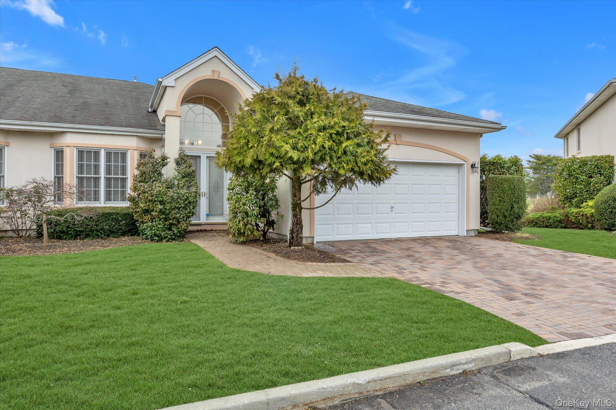 236 Altessa Boulevard, Melville, NY 11747