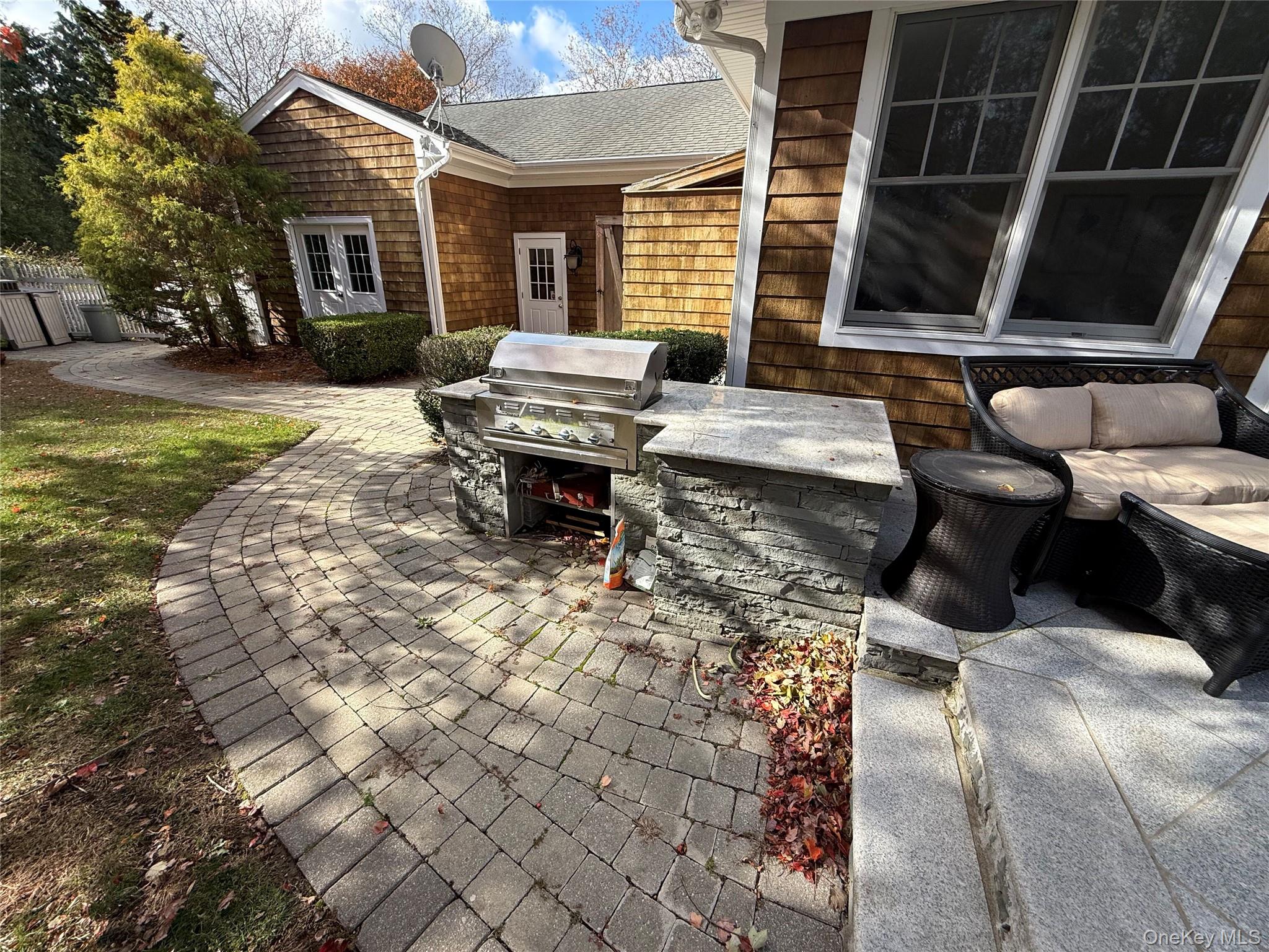 2465 Fairway Drive, Cutchogue, NY 11935