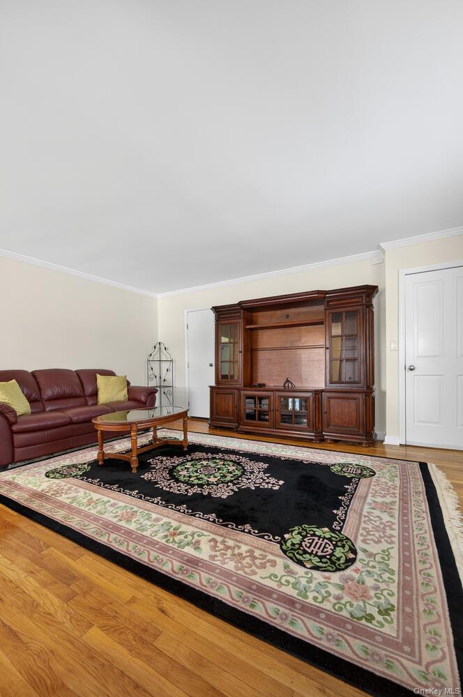 6316 252nd Street # 1307, Little Neck, NY 11362