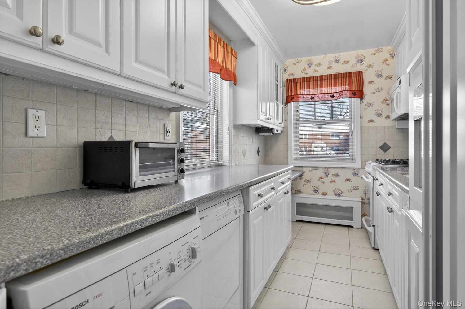 6316 252nd Street # 1307, Little Neck, NY 11362