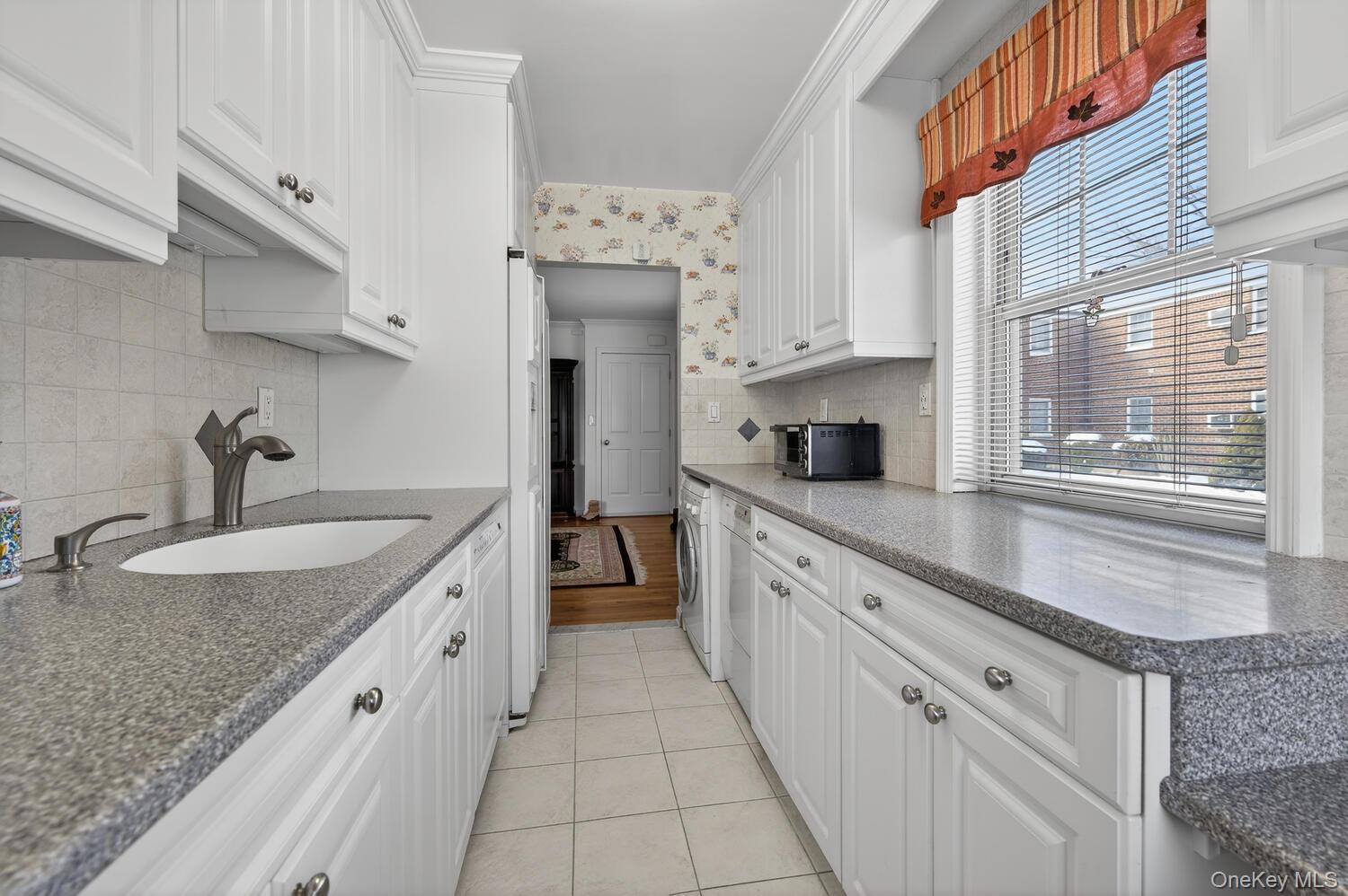 6316 252nd Street # 1307, Little Neck, NY 11362