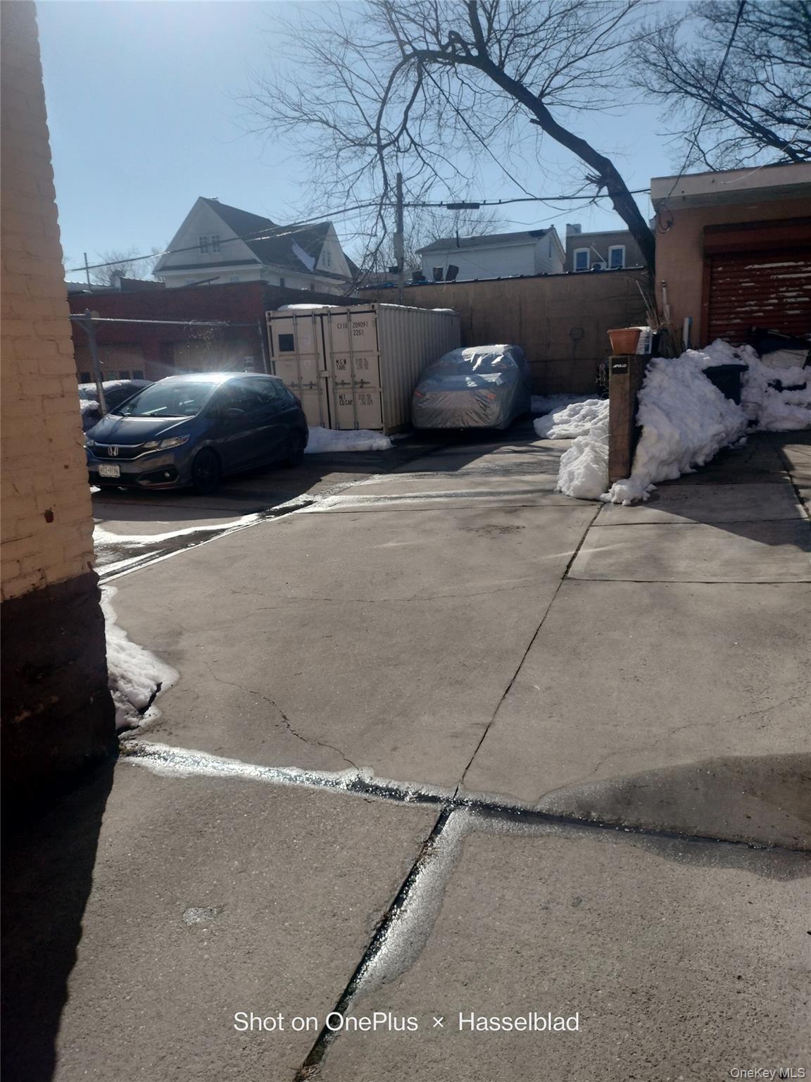 36 Euclid Avenue, Brooklyn, NY 11208