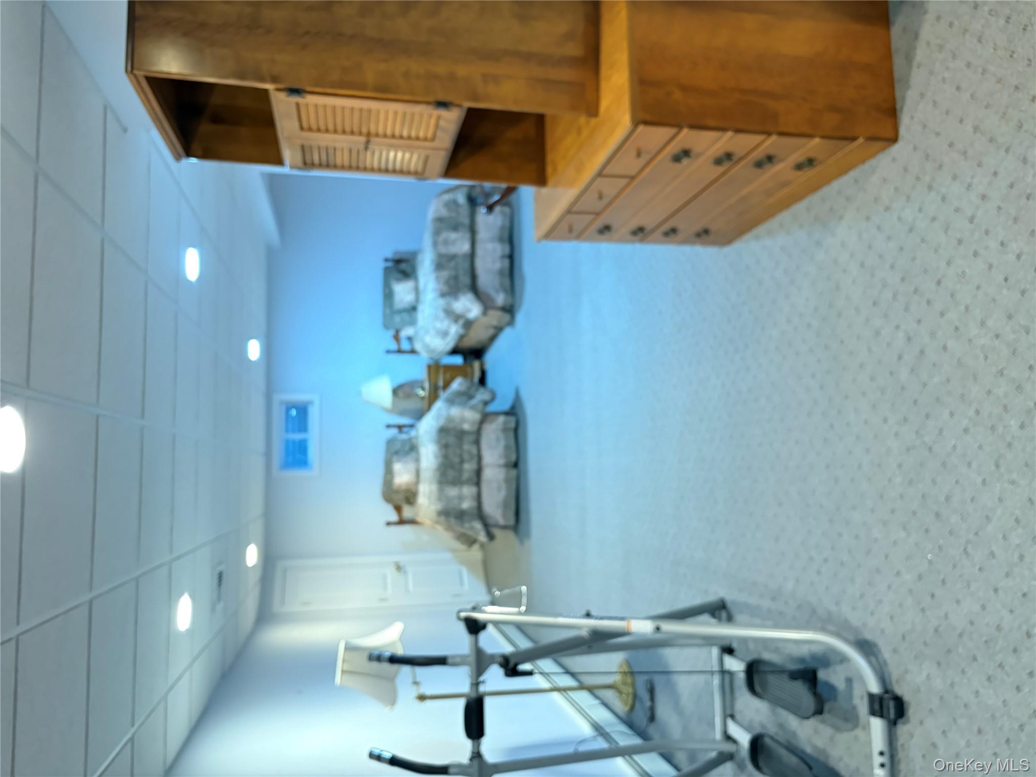 30 Oak Run, Stony Brook, NY 11790