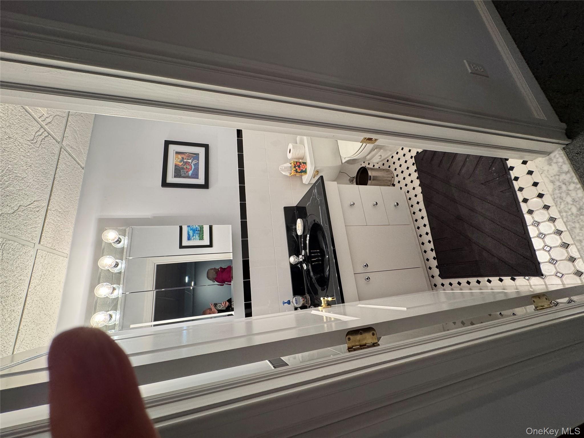 30 Oak Run, Stony Brook, NY 11790