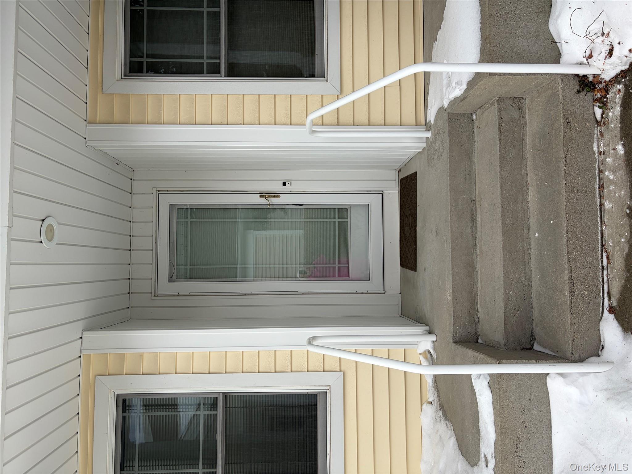 30 Oak Run, Stony Brook, NY 11790