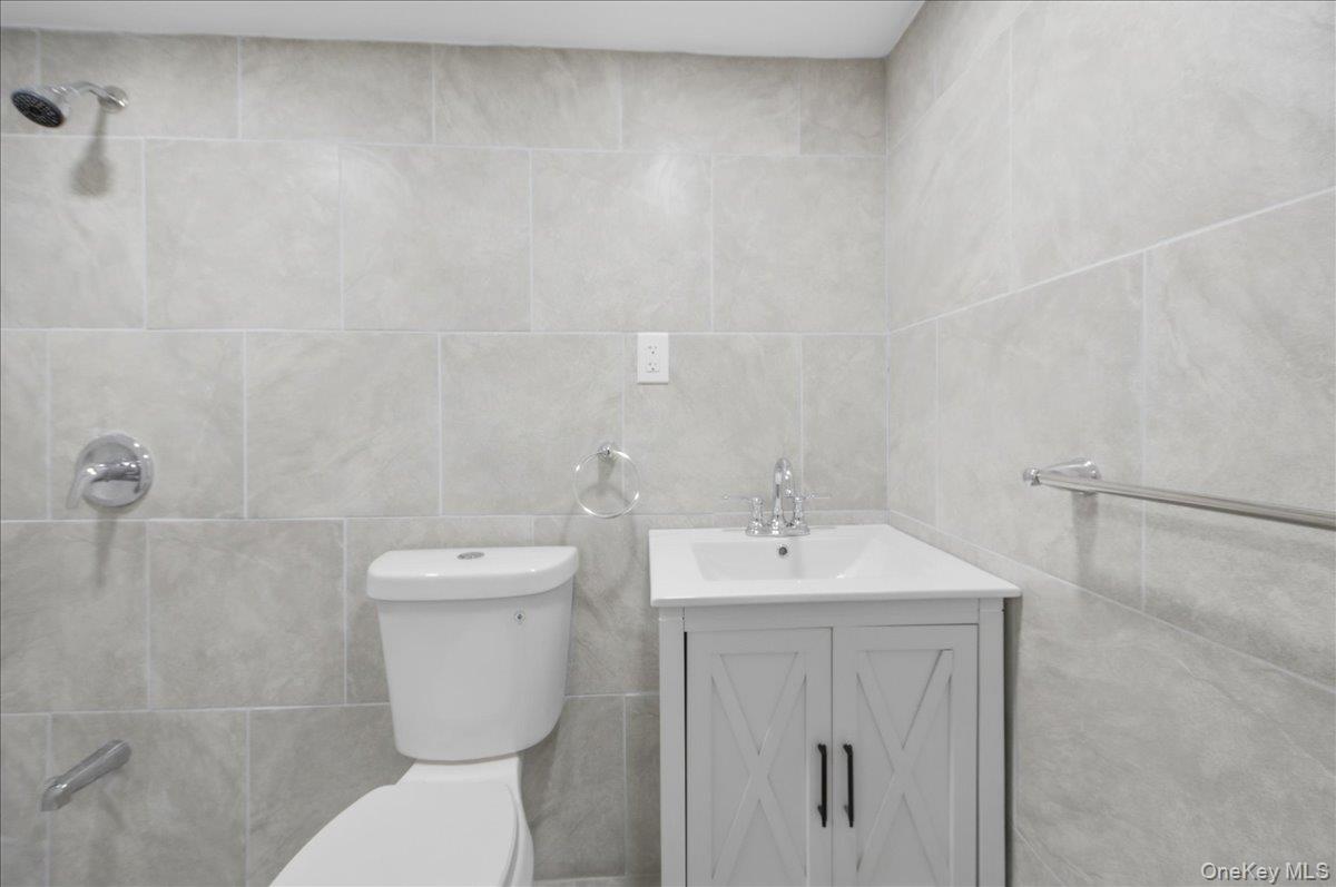 1624 Seddon Street, Bronx, NY 10461