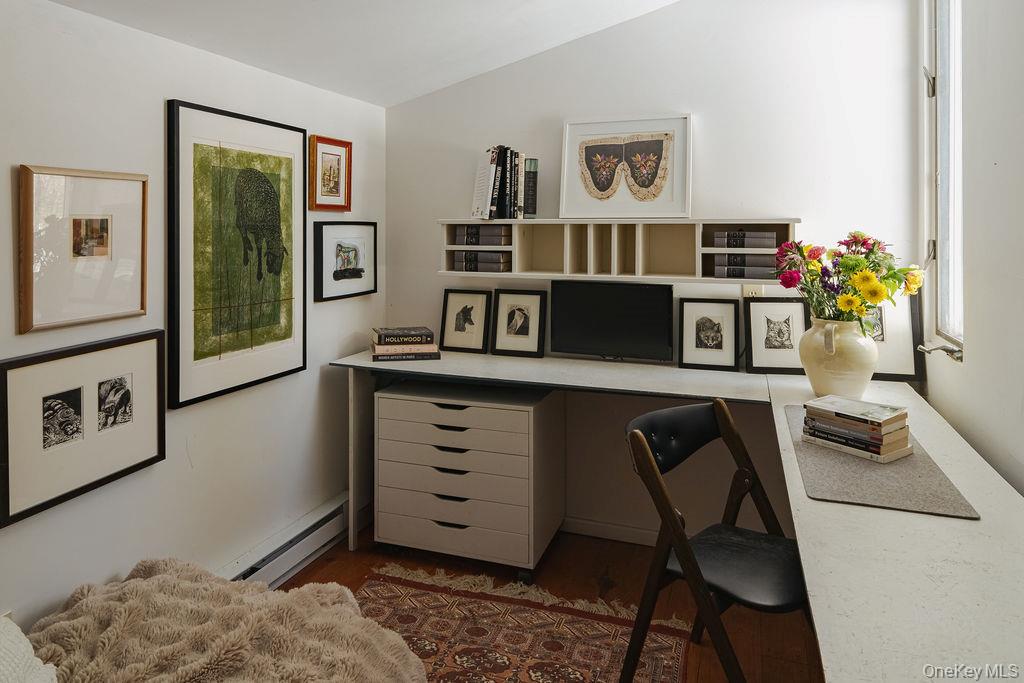 1738 County Route 10, Ancram, NY 12502