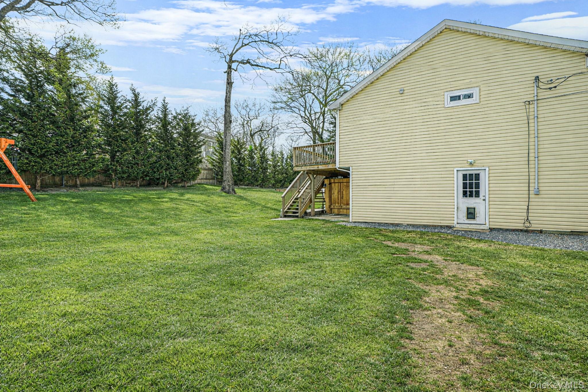 22 Poseidon Road, Rocky Point, NY 11778