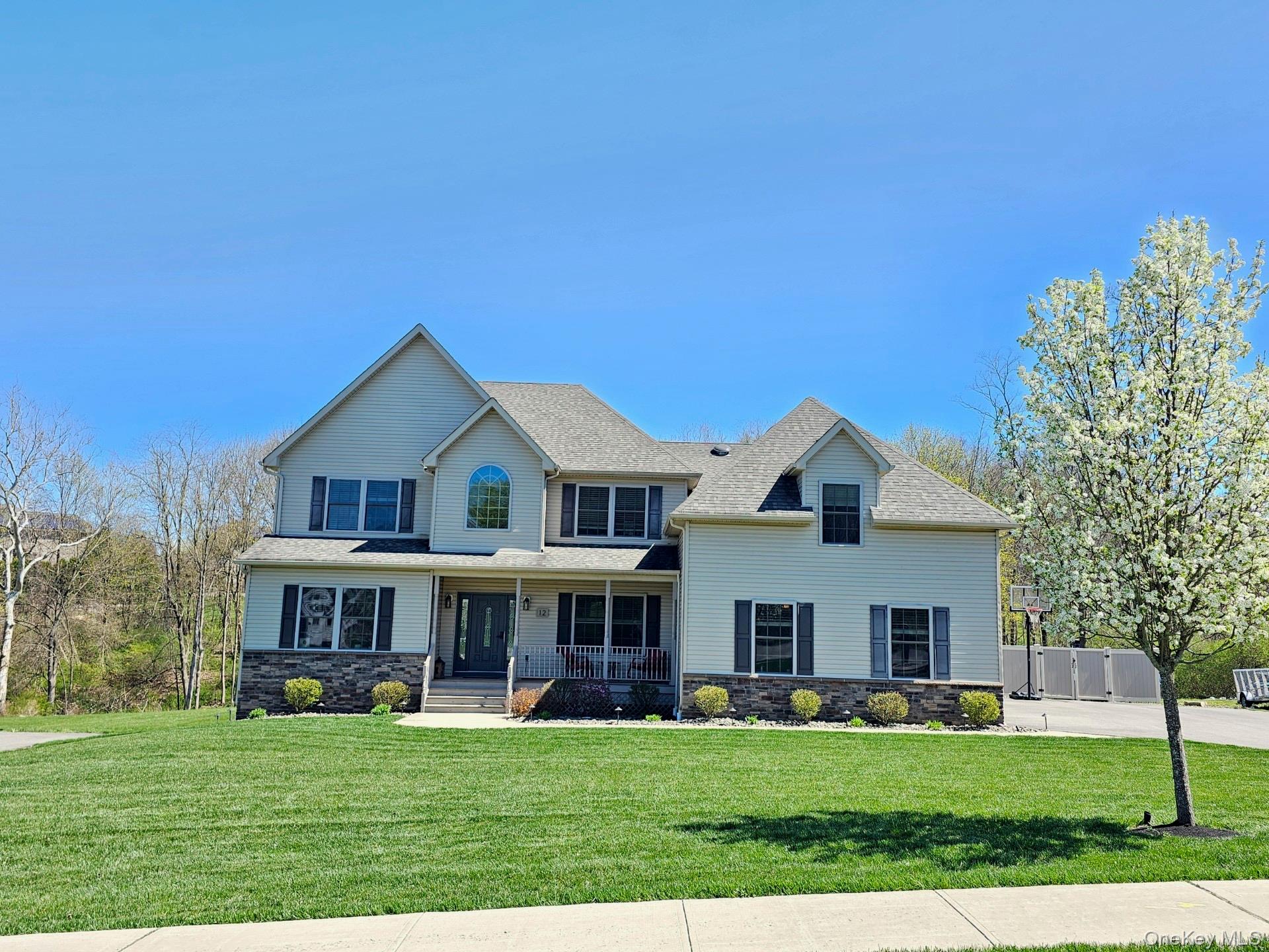 12 Callaway Drive, Monroe, NY 10950