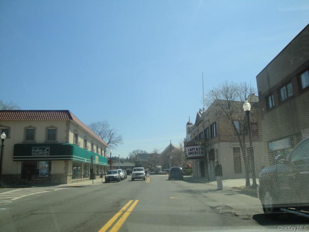 42 Wayne Avenue, Suffern, NY 10901