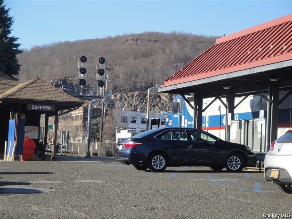 42 Wayne Avenue, Suffern, NY 10901