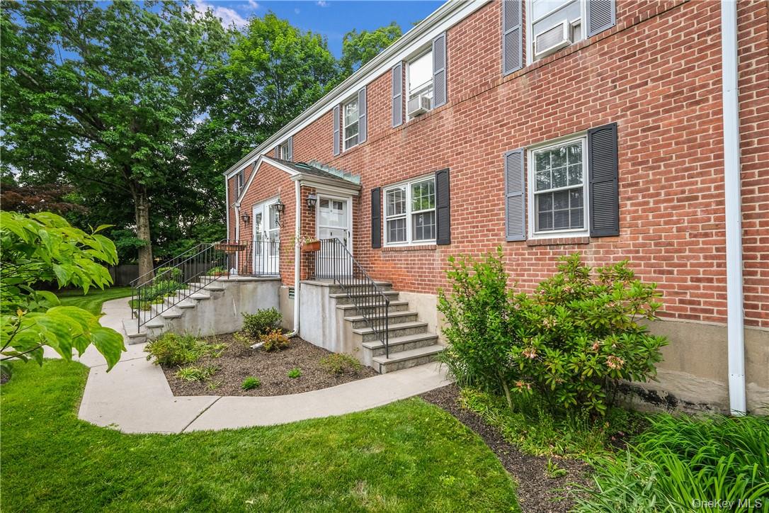 293 Manville Road # D, Pleasantville, NY 10570