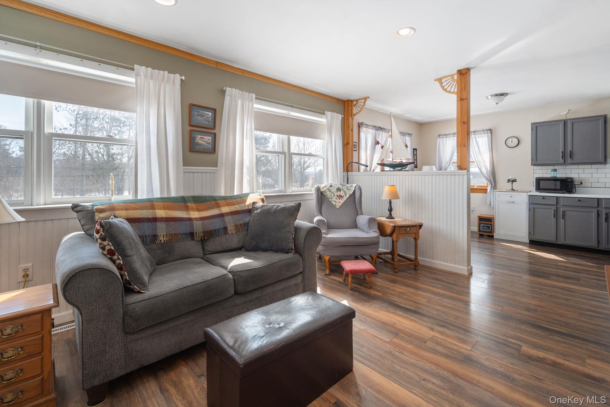 561 Grovenors Corners Road, Cobleskill, NY 12043