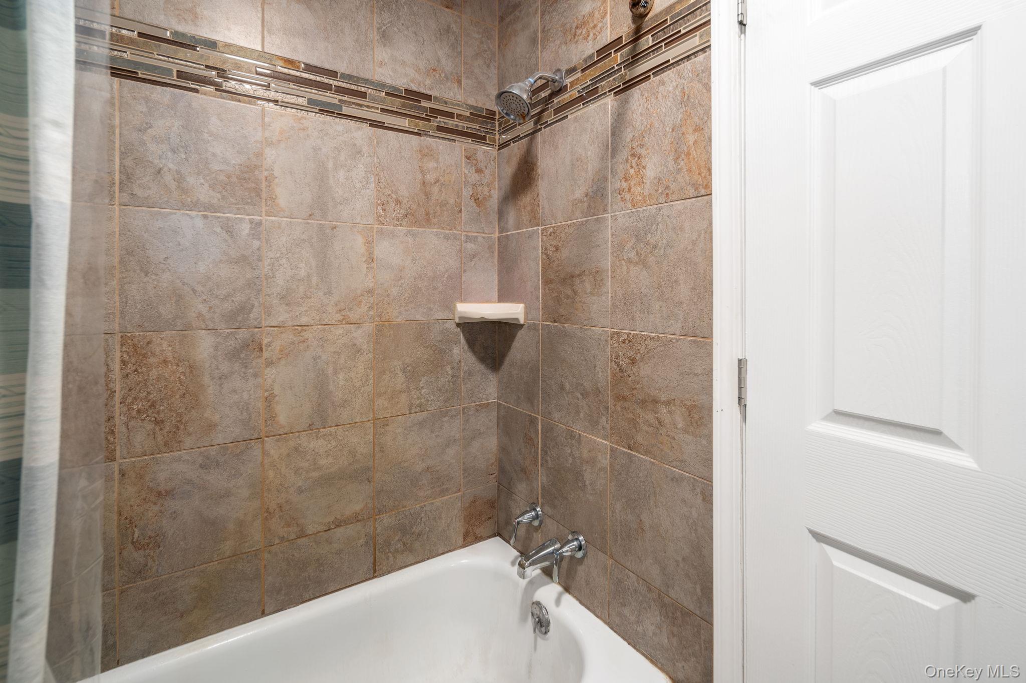 561 Grovenors Corners Road, Cobleskill, NY 12043