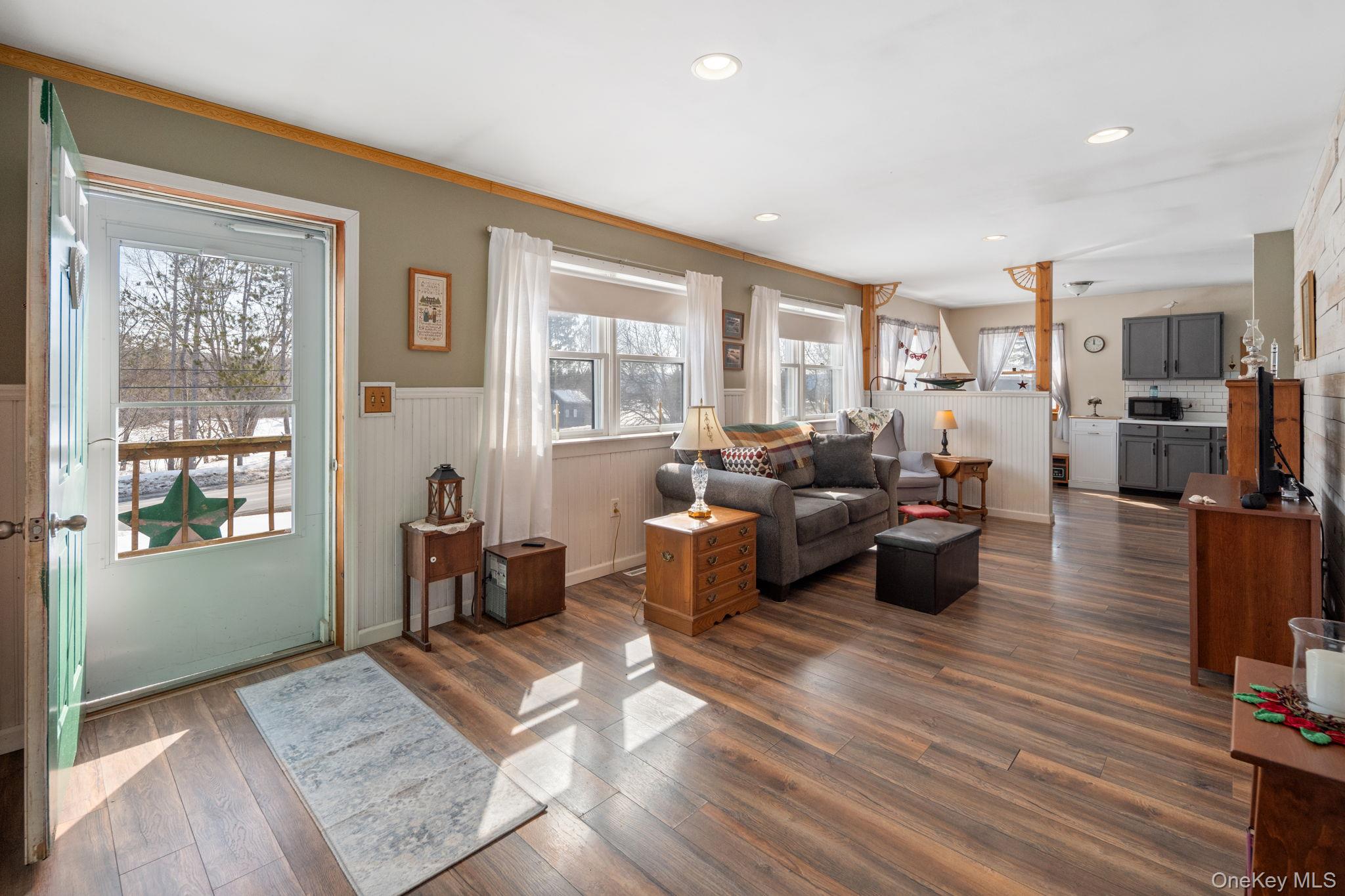 561 Grovenors Corners Road, Cobleskill, NY 12043