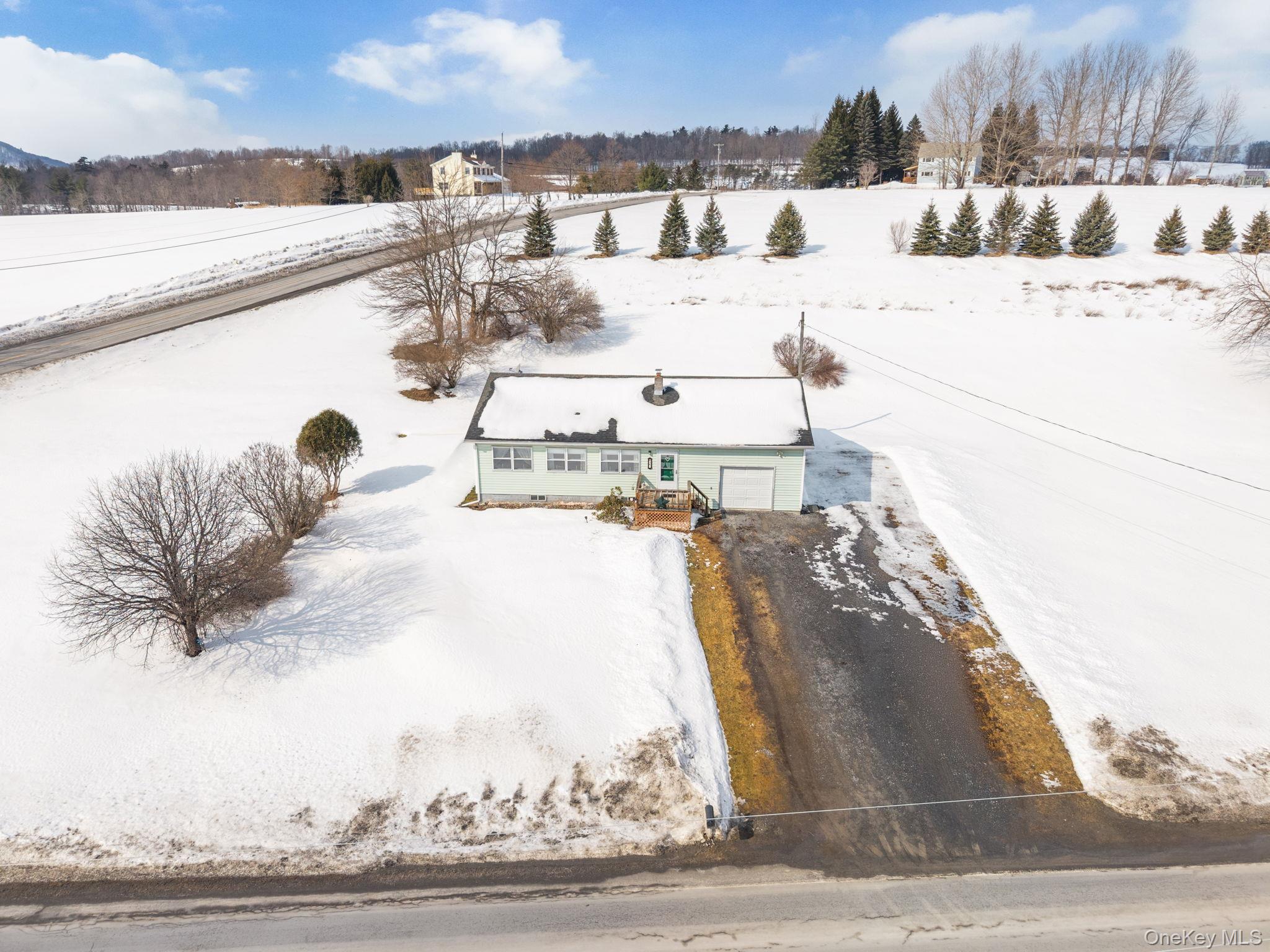 561 Grovenors Corners Road, Cobleskill, NY 12043