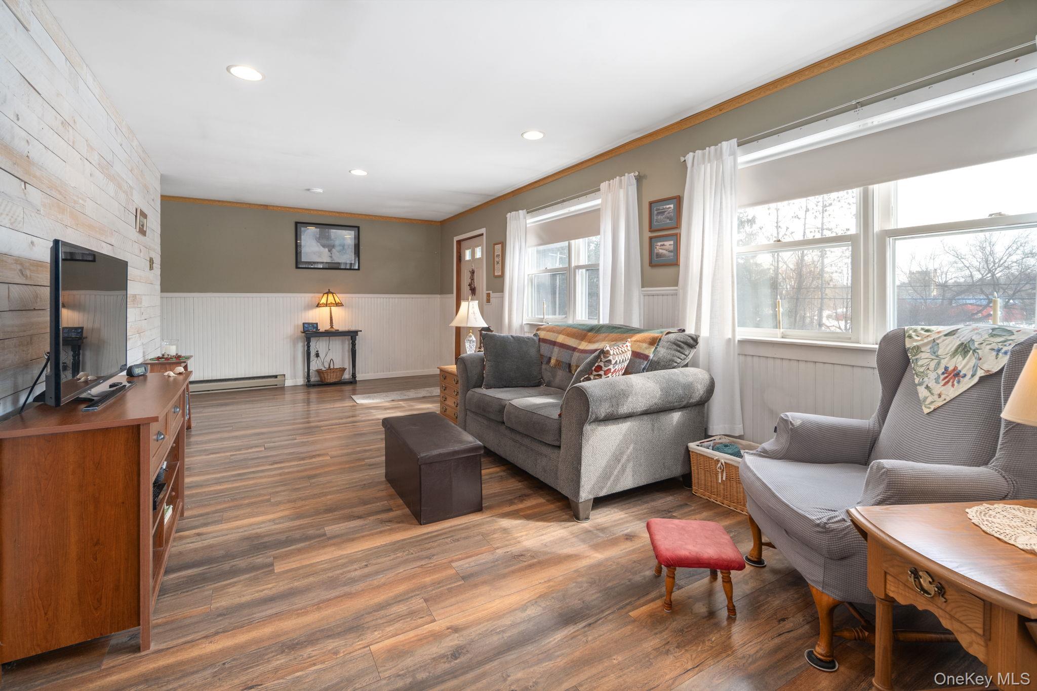 561 Grovenors Corners Road, Cobleskill, NY 12043